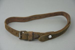 Wehrmacht equipment strap 'Mantelriem' 1940