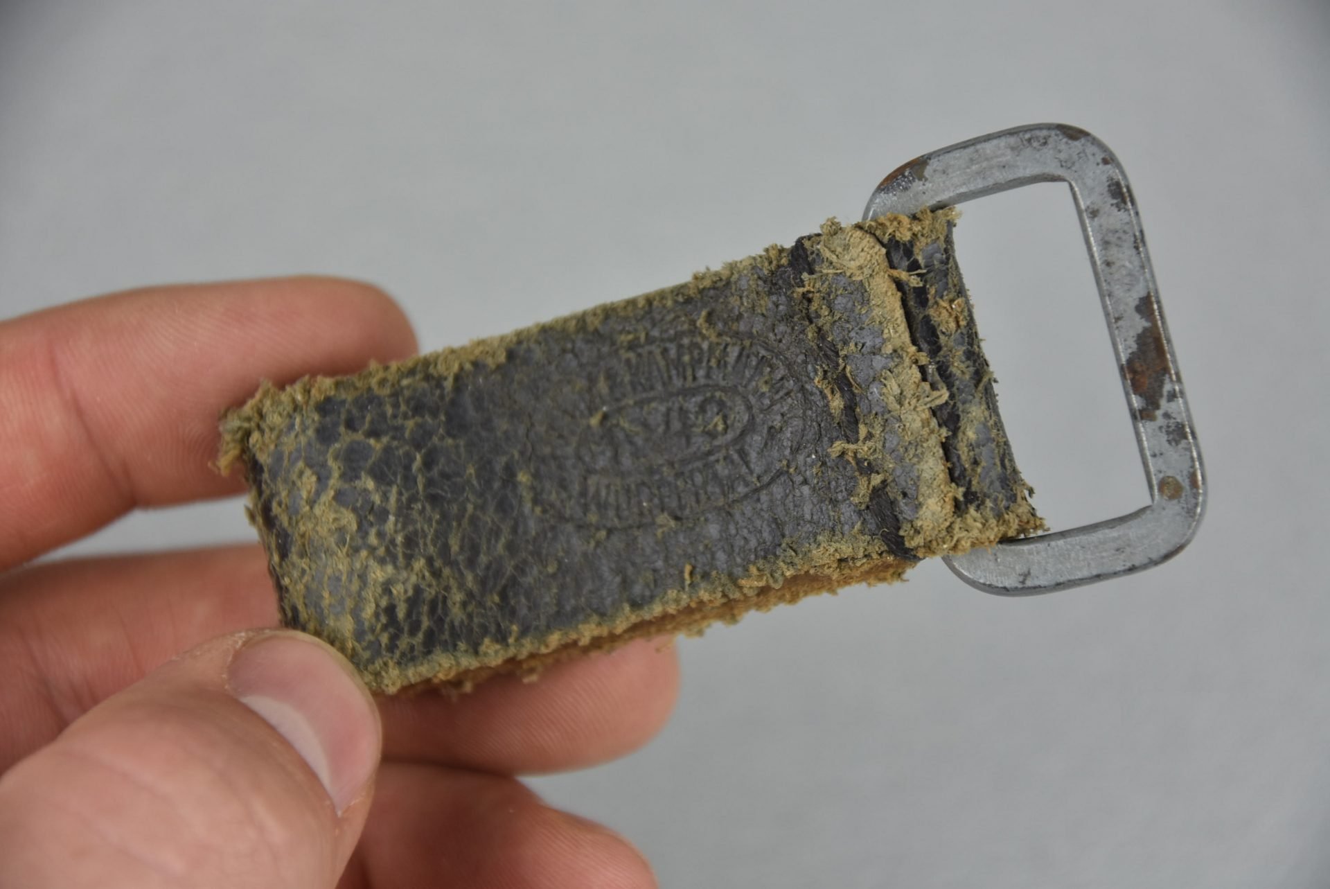 Wehrmacht equipment D-ring 1940 — image 3