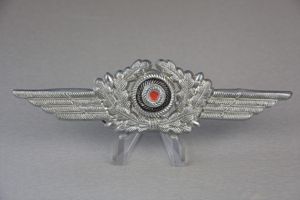 Luftwaffe visor cap cocarde