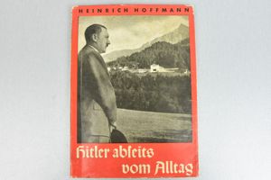 Adolf Hitler Hoffmann propaganda photo book 'Abseits von Alltag' 1937