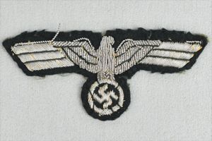 Army (Heer) officer bullion breast eagle