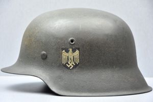 M42 army (Heer) single decal steel helmet ET66