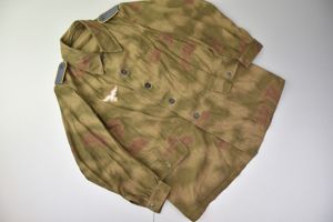 MINT Luftwaffe 'Feld-Division' smock in Sumpftarn with RBNr. and blue …