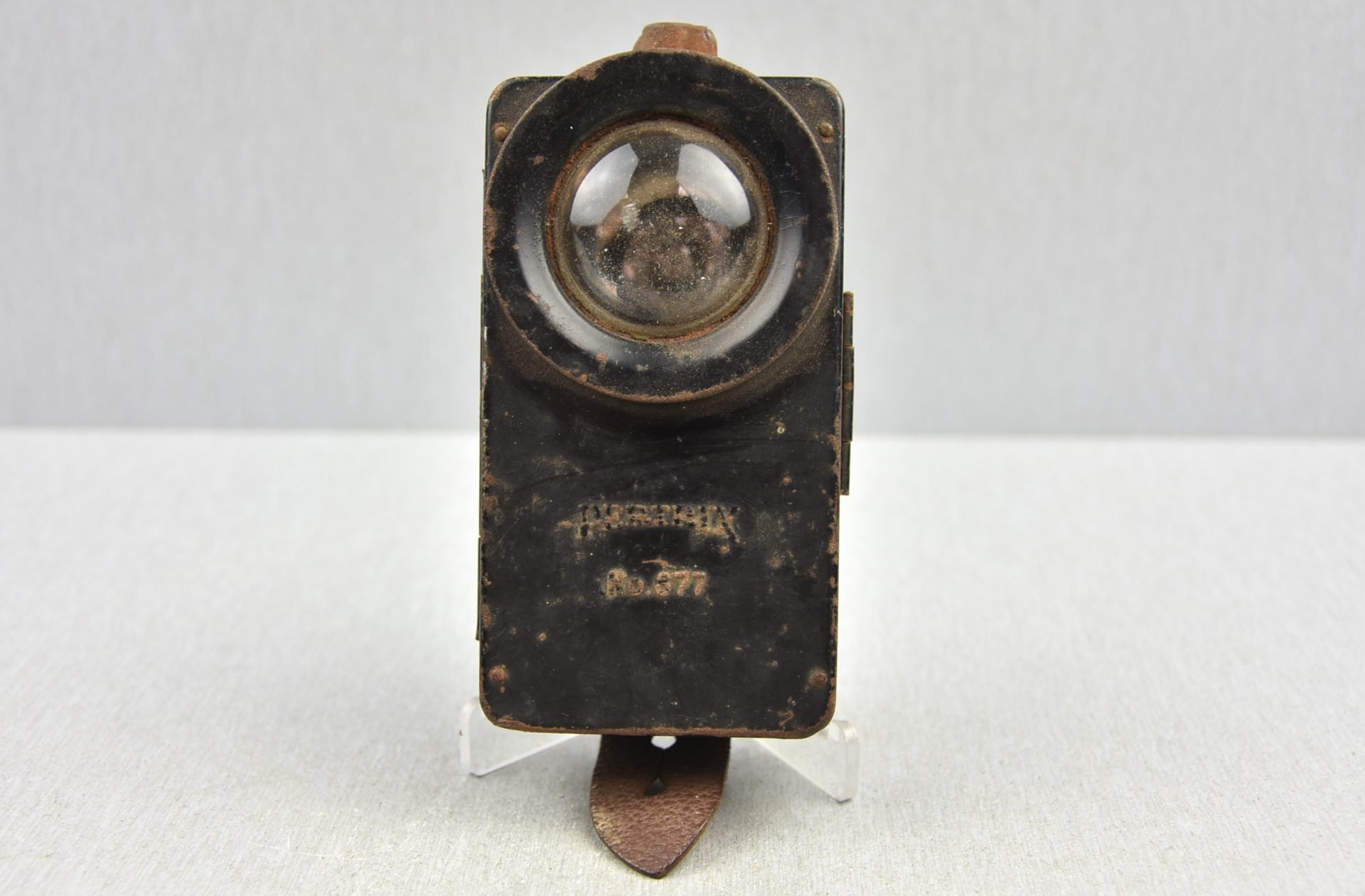 Wehrmacht Pertrix No. 677 flashlight — image 2