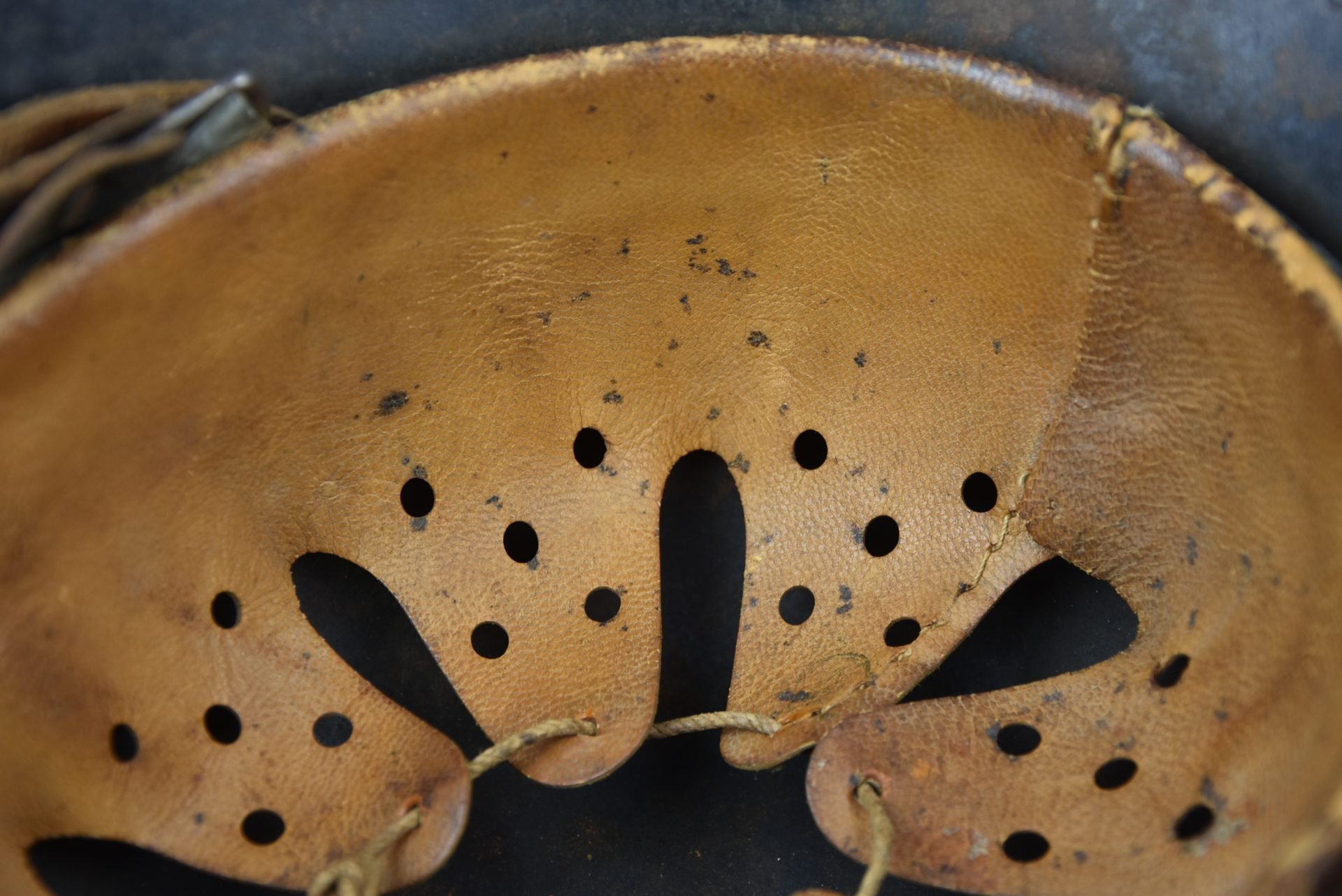 M40 Luftwaffe 'Normandy' camouflage helmet SE64 — image 13