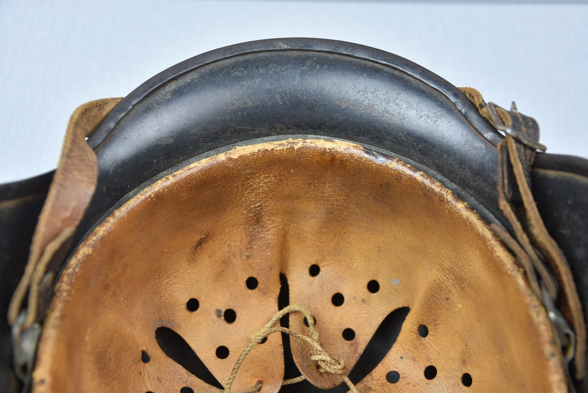 M40 Luftwaffe 'Normandy' camouflage helmet SE64 — image 16