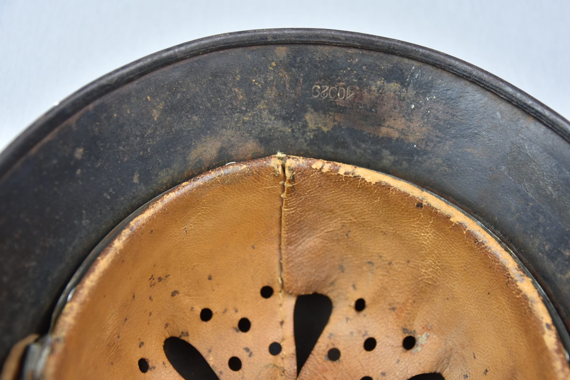 M40 Luftwaffe 'Normandy' camouflage helmet SE64 — image 17