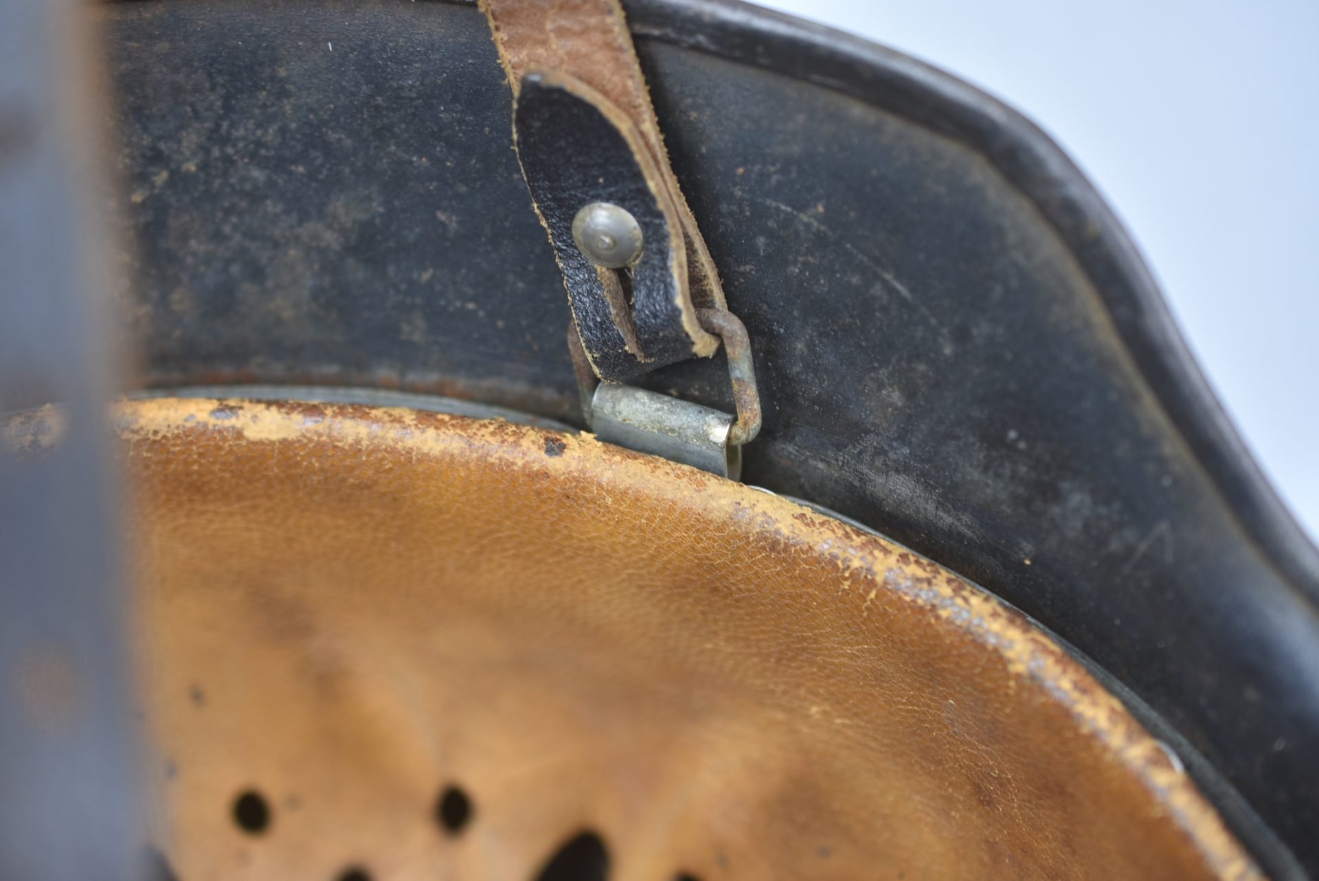 M40 Luftwaffe 'Normandy' camouflage helmet SE64 — image 18