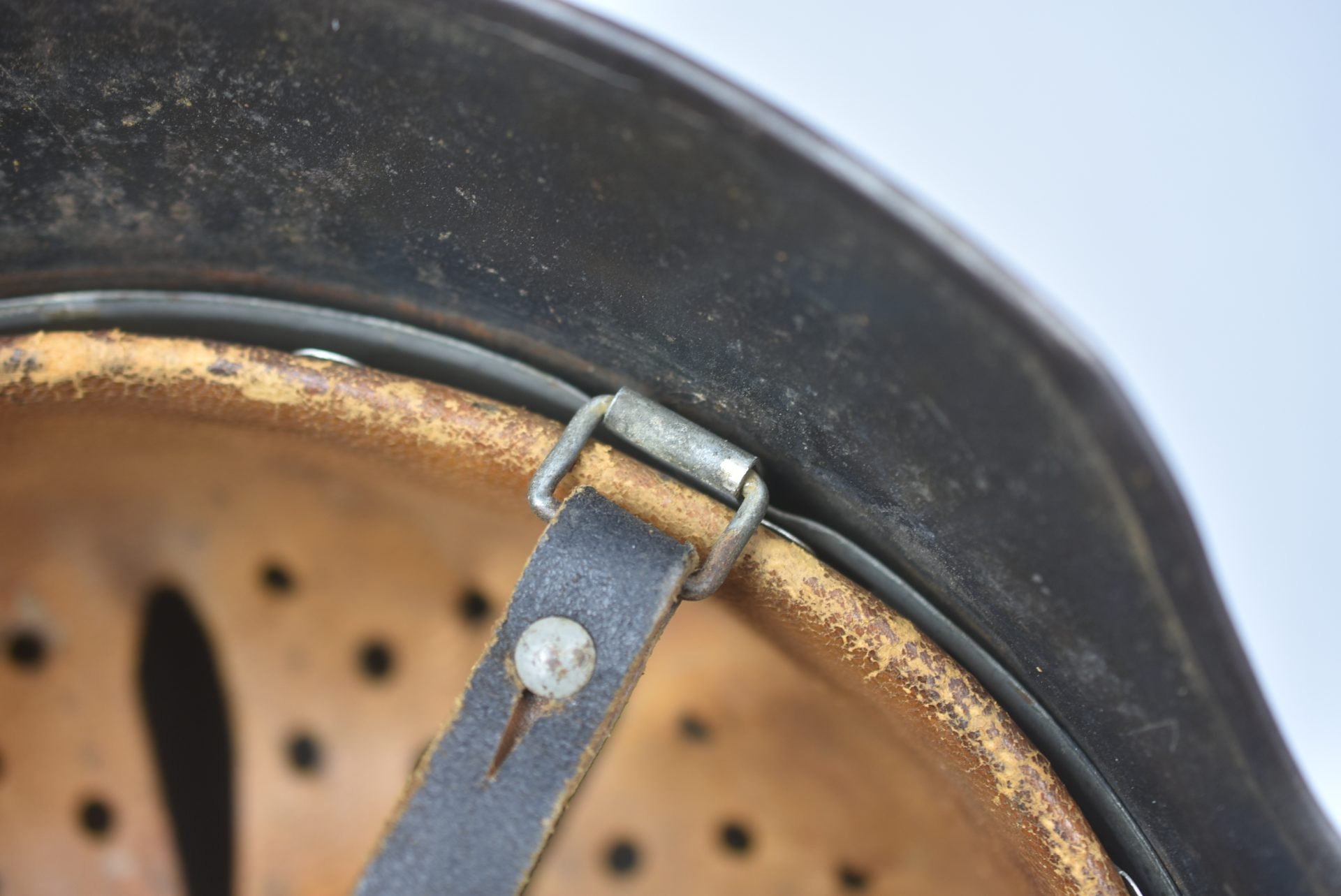 M40 Luftwaffe 'Normandy' camouflage helmet SE64 — image 19