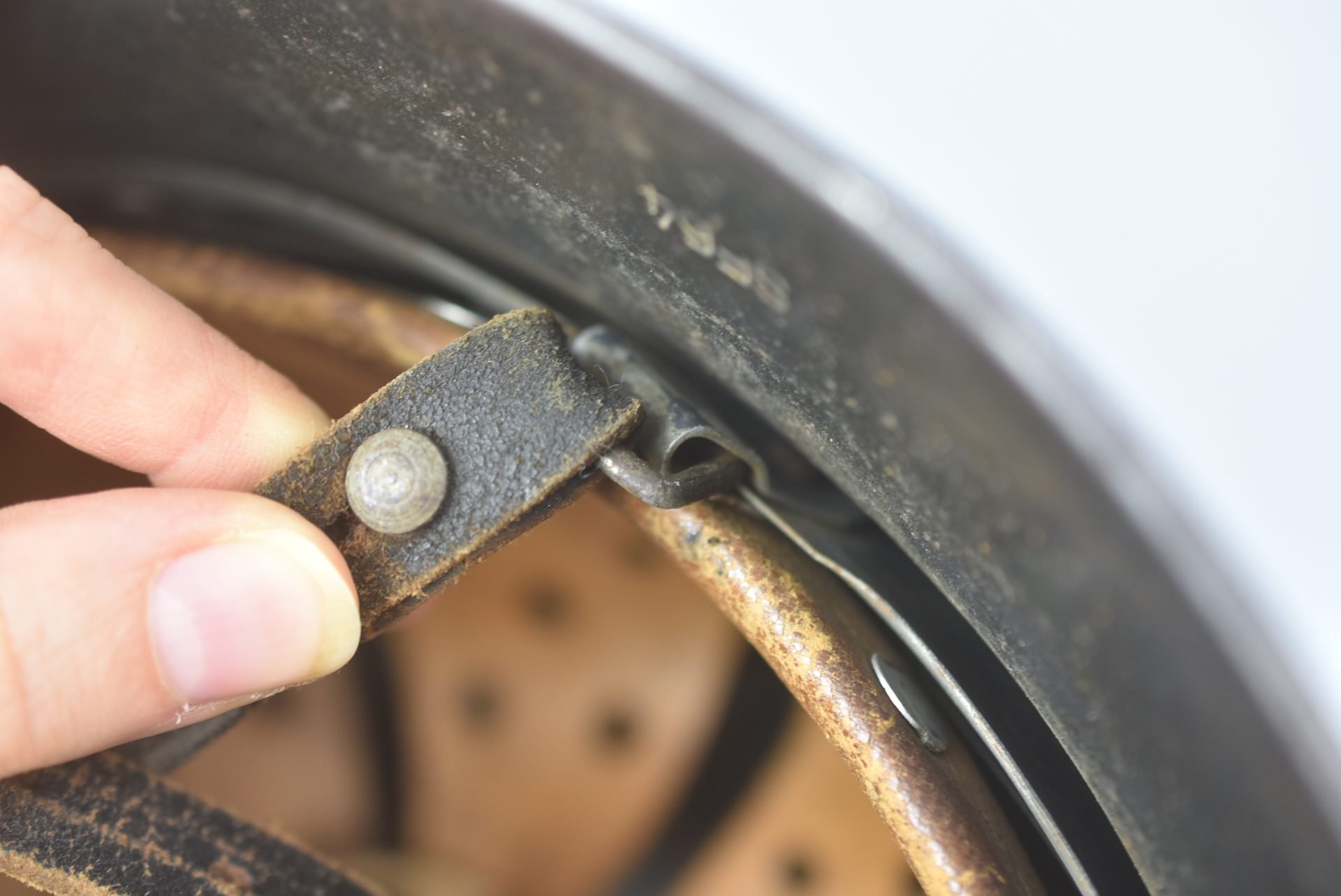 M40 Luftwaffe 'Normandy' camouflage helmet SE64 — image 21