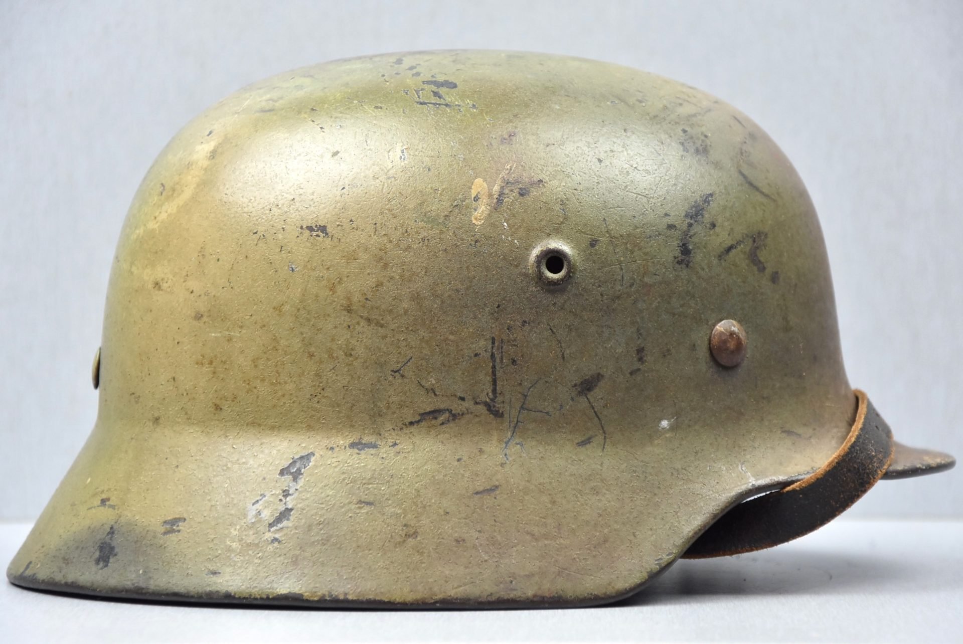 M40 Luftwaffe 'Normandy' camouflage helmet SE64 — image 5