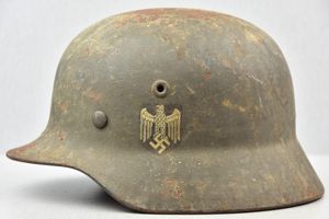 M40 army (Heer) single decal steel helmet Q60