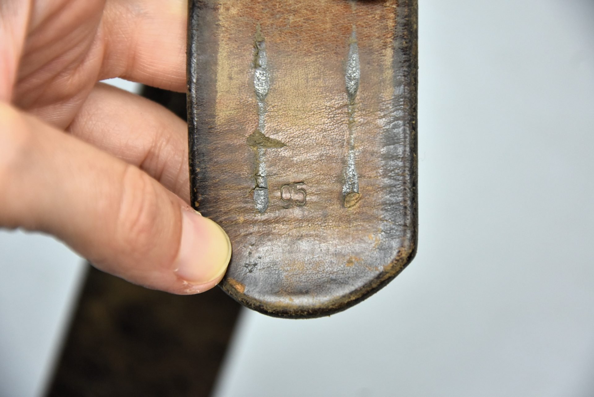 Early Wehrmacht leather equipment belt with aluminum hook 1939 — image 10