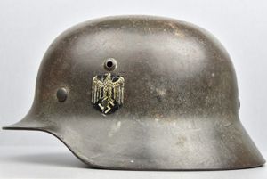 Army (Heer) M35 single decal steel helmet EF64