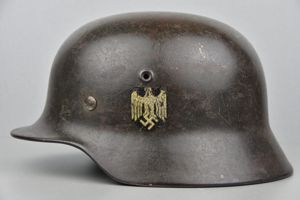 M40 army (Heer) single decal steel helmet ET64