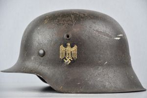 M42 army (Heer) single decal steel helmet ET62