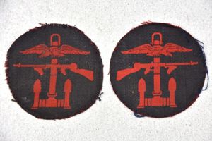 WW2 British pair of commando shoulder patches