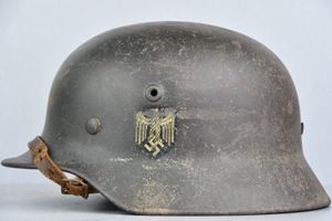 M40 army (Heer) single decal steel helmet Q64 ex-white wash