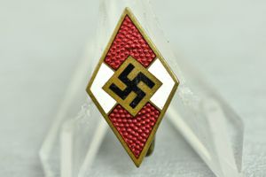 Hitlerjugend membership badge by RZM M1/44 C. Dinsel