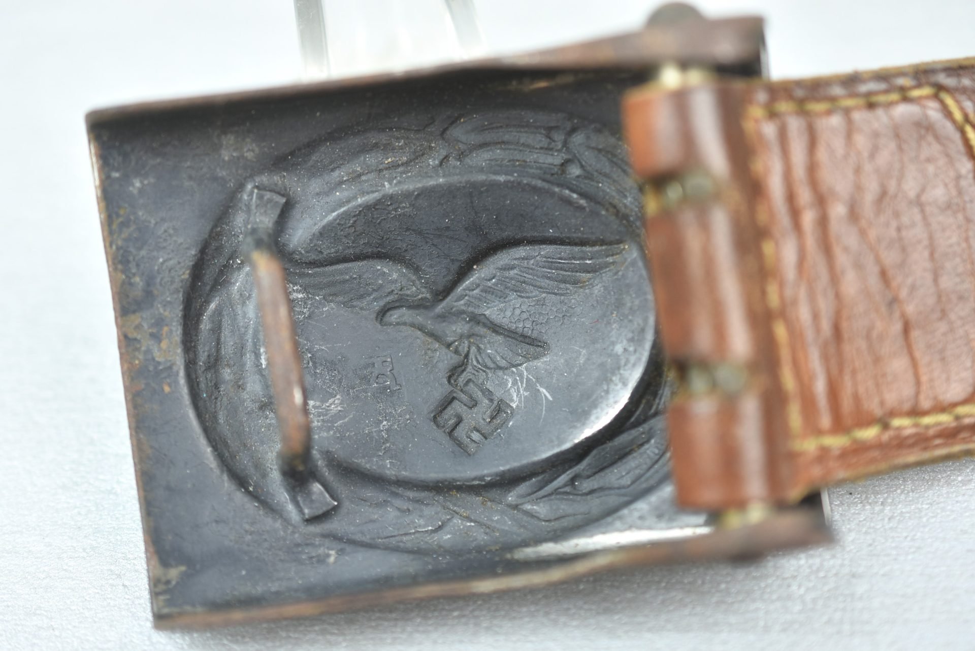 Luftwaffe belt buckle by Hermann Aurich 1940 — image 3