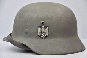 M35 army (Heer) reissued single decal steel helmet EF62