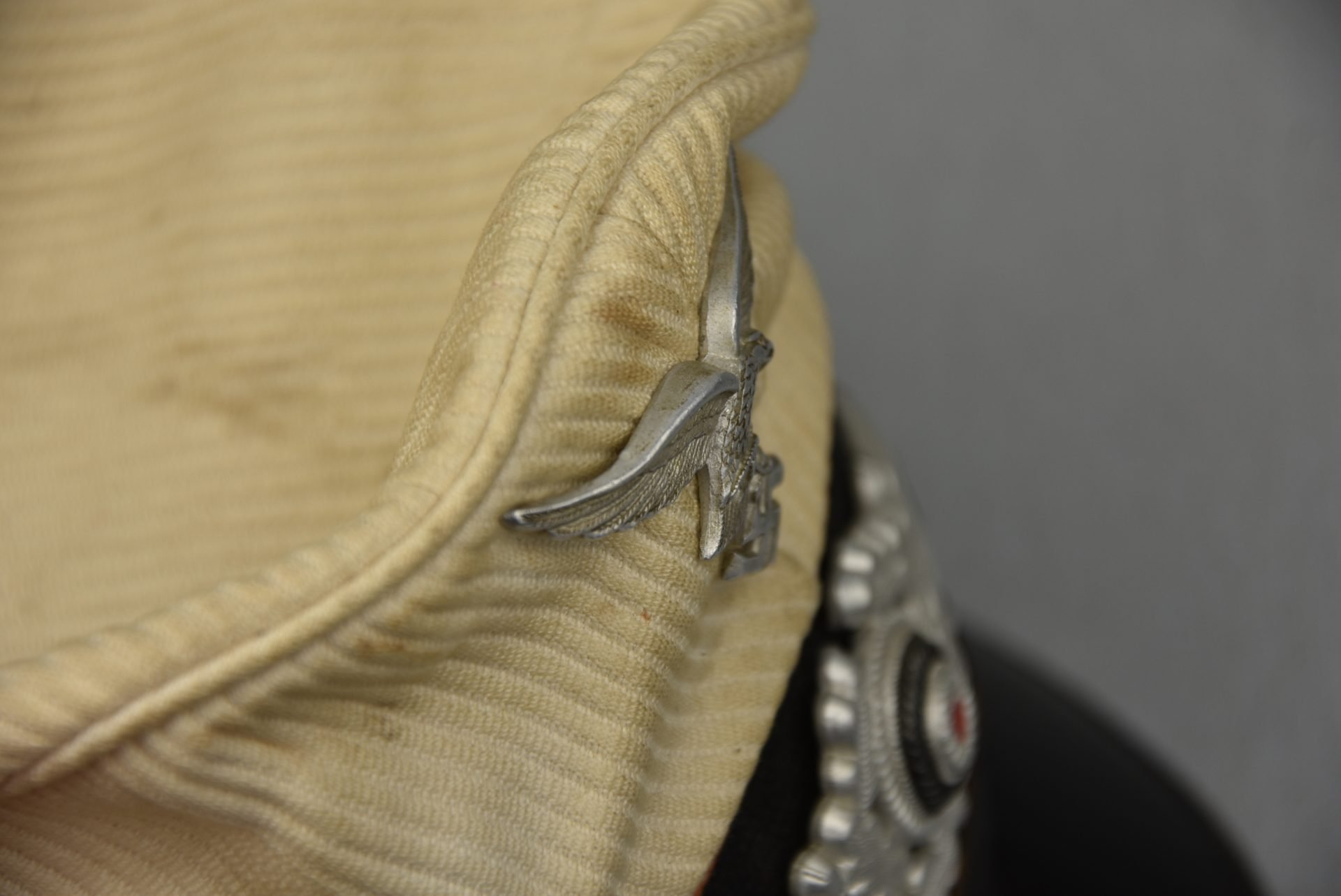 Luftwaffe enlisted white topped visor cap for signals — image 10