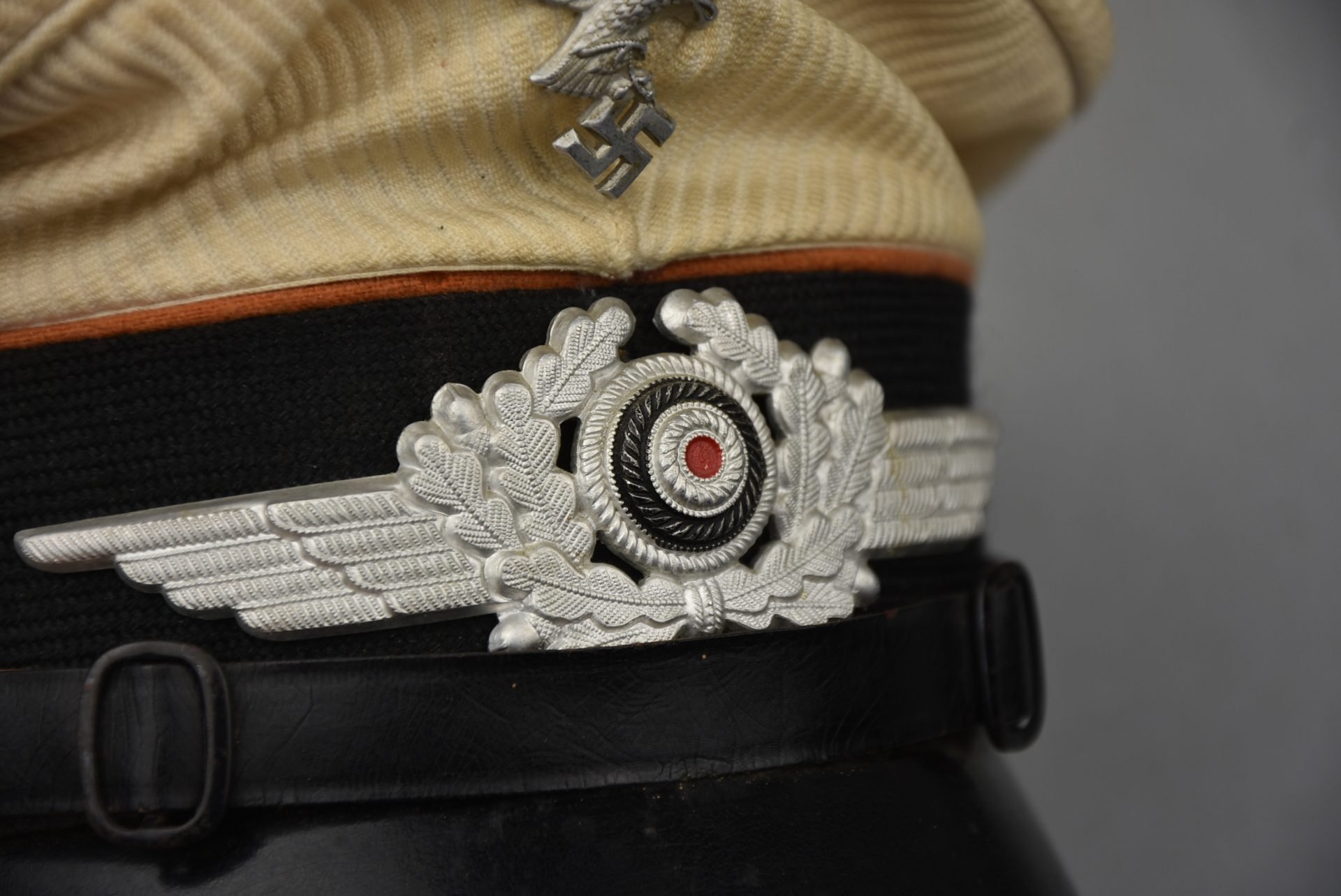 Luftwaffe enlisted white topped visor cap for signals — image 6