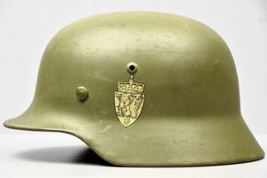 M35 Norwegian reissued steel helmet SE64