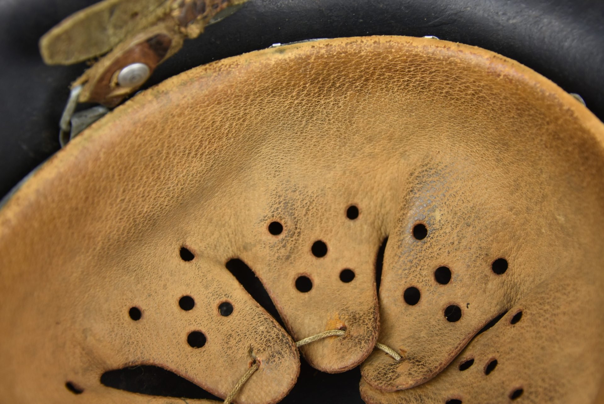 M42 Luftwaffe single decal steel helmet ET66 1942 — image 12