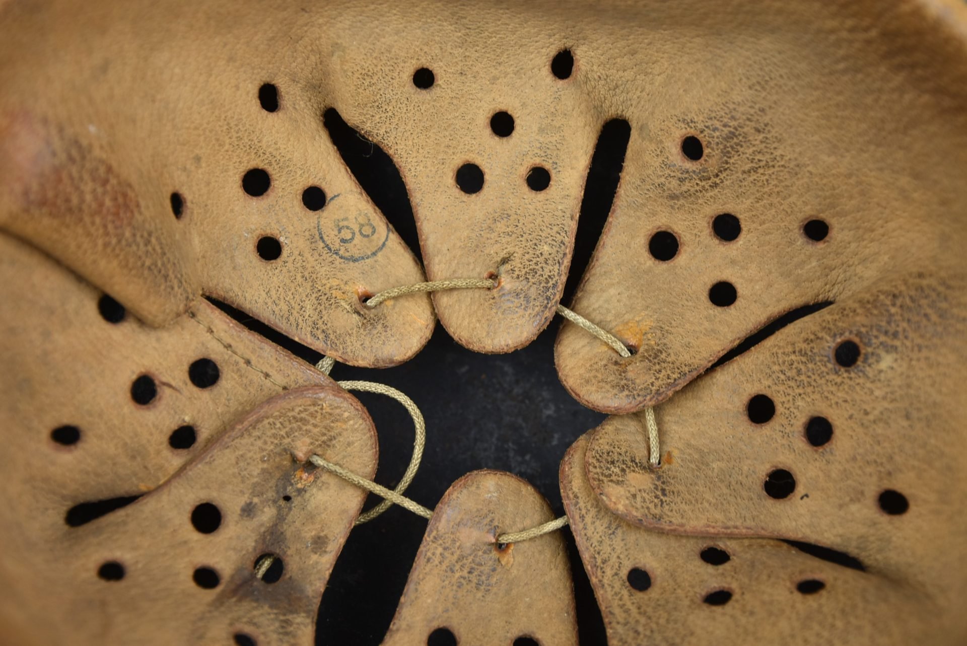 M42 Luftwaffe single decal steel helmet ET66 1942 — image 17