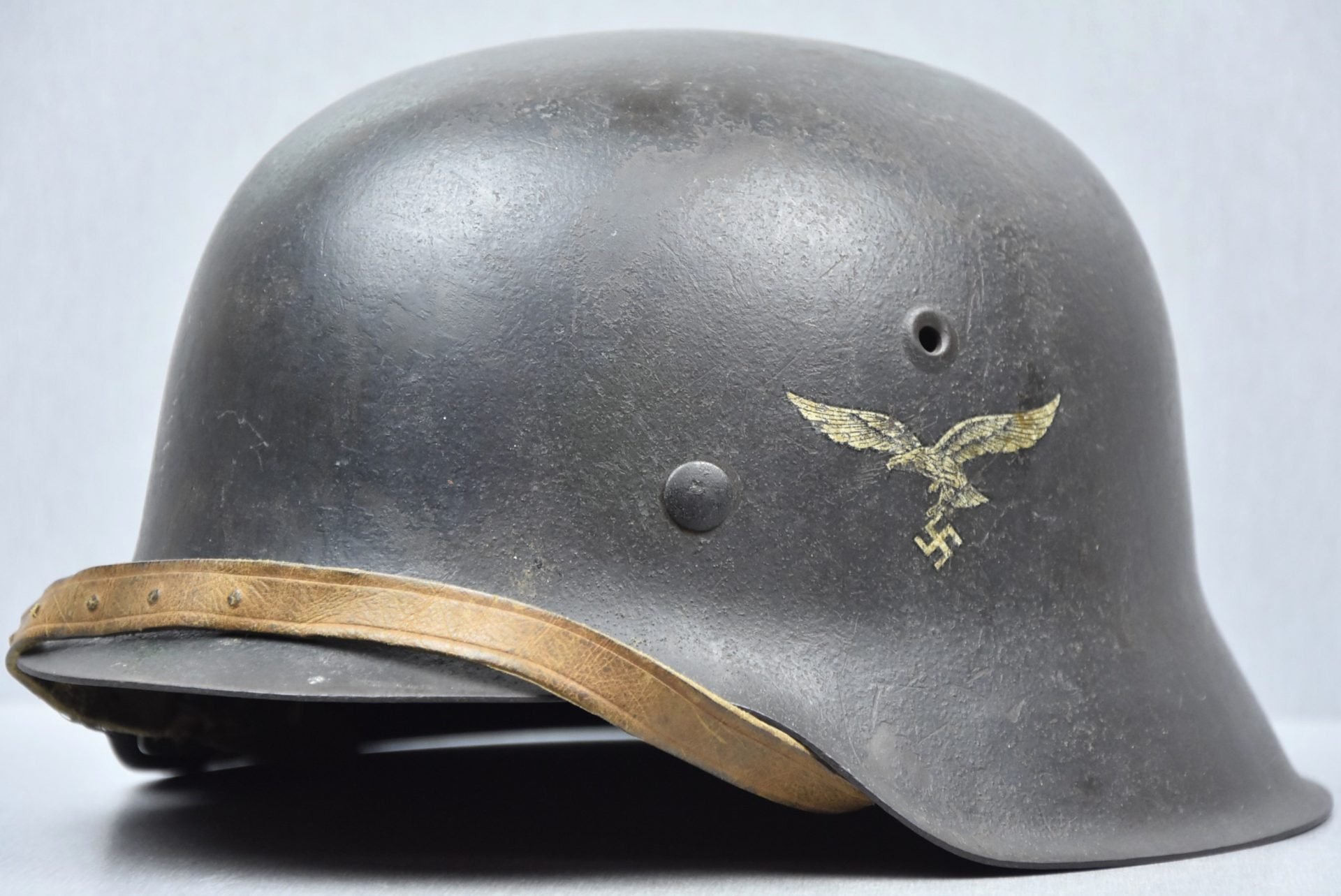M42 Luftwaffe single decal steel helmet ET66 1942 — image 2