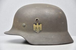 M40 army (Heer) single decal steel helmet ET64