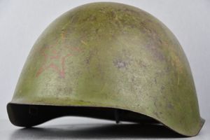 Russian M40 Soviet 'SSh-40' combat steel helmet with red star …