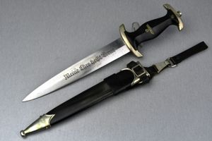 Early M33 SS dagger by Gottlieb Hammesfahr from LAH SS …