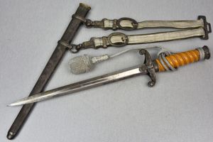 Army (Heer) officer dagger 'Heeres-Offizierdolch' by Carl Eickhorn