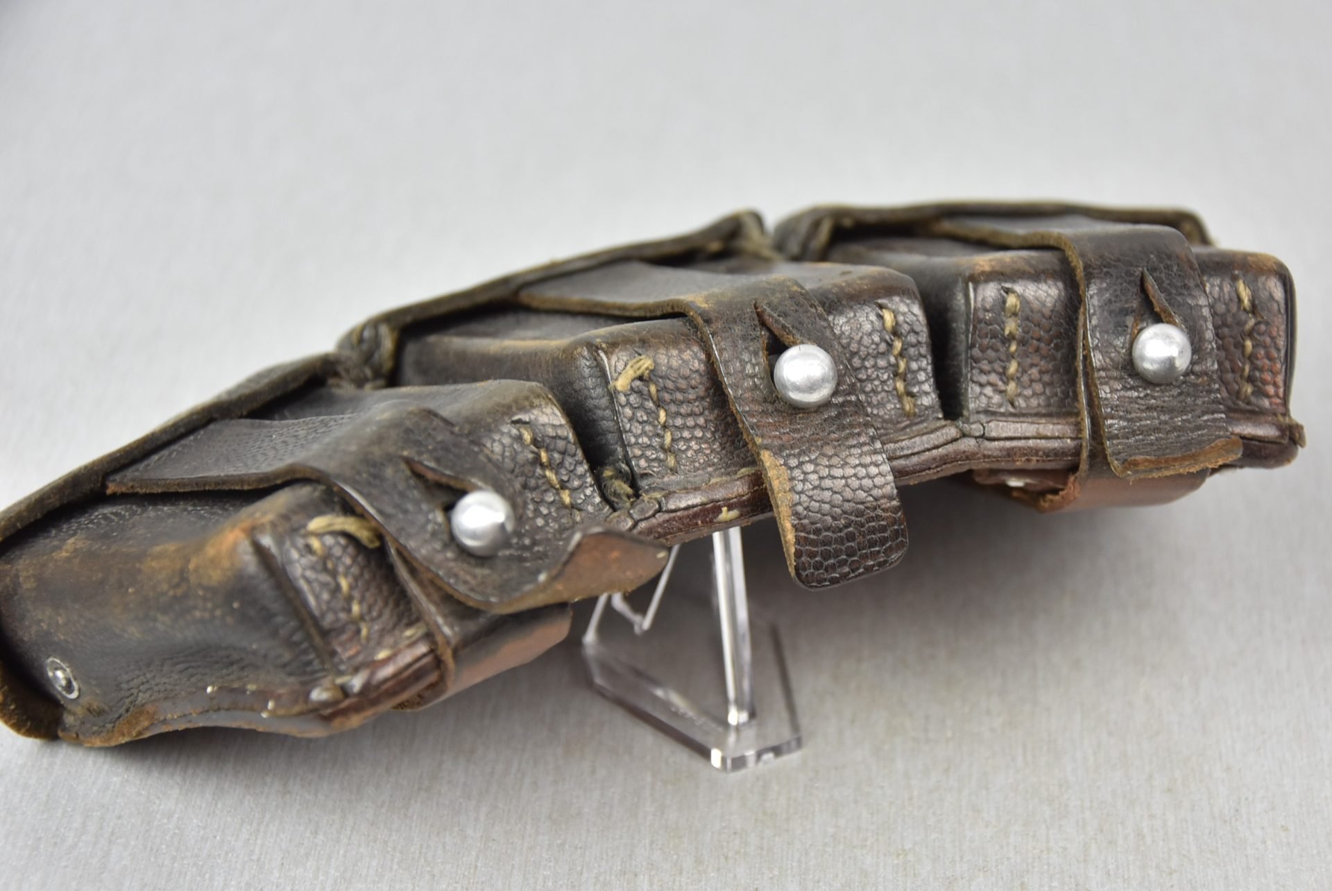 Matching Kriegsmarine K98 ammunition pouches by Offermann 1939 — image 18