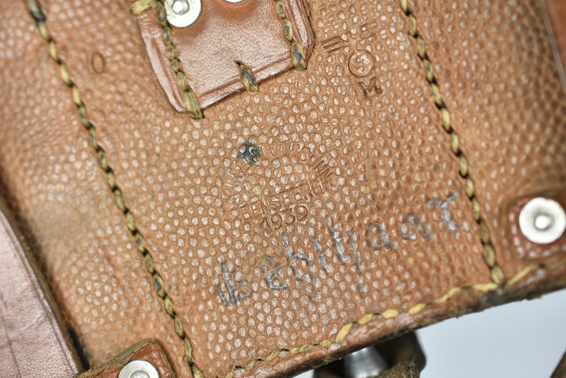 Matching Kriegsmarine K98 ammunition pouches by Offermann 1939 — image 4