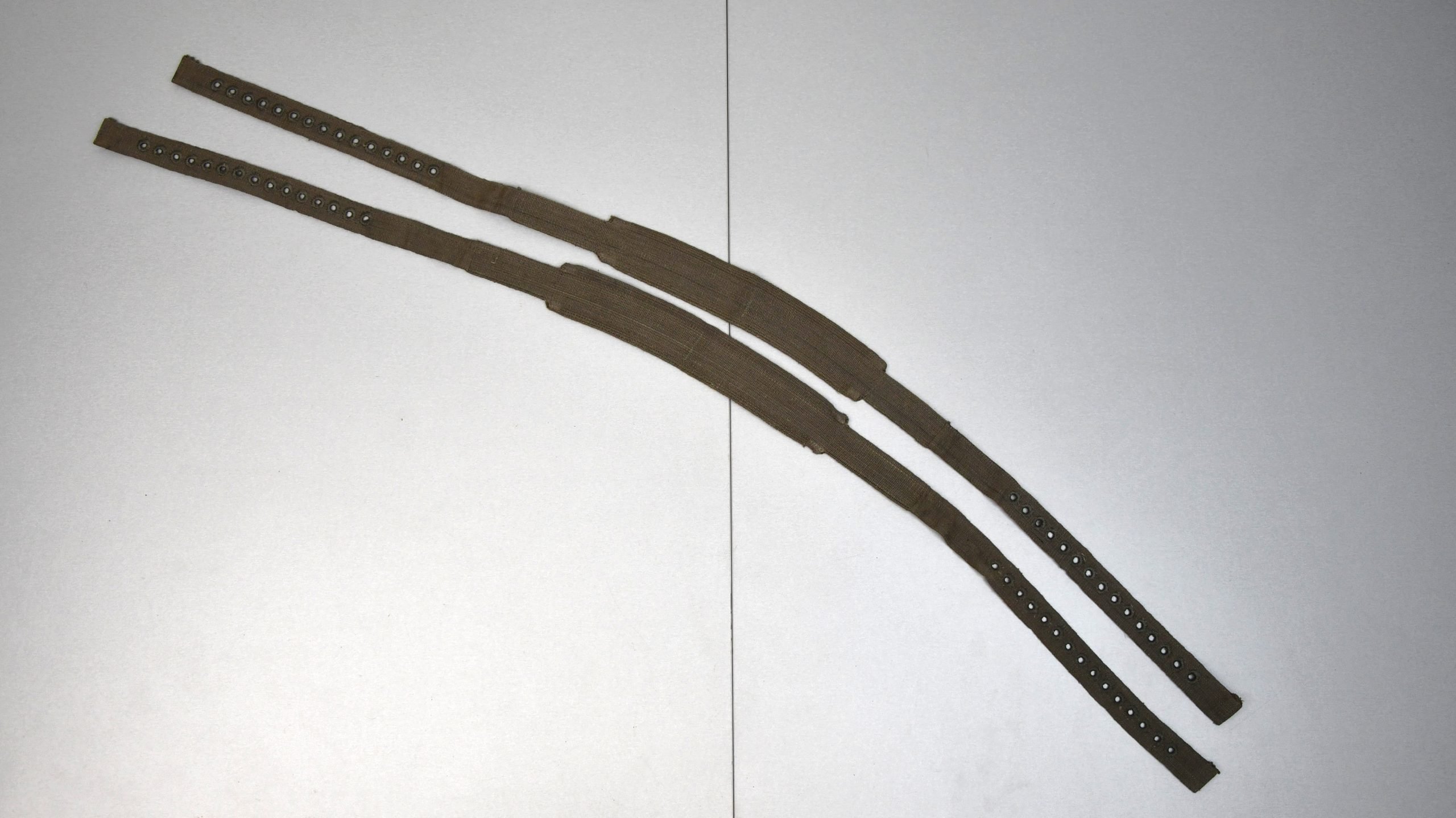 Wehrmacht matching internal suspenders for the army Feldbluse 1936 — image 2