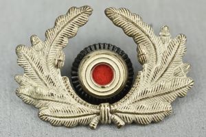 Early army (Heer) visor cap cocarde