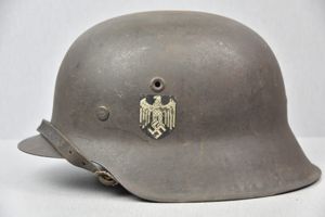 M42 army (Heer) single decal steel helmet NS64