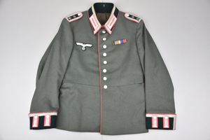 Army (Heer) Panzer 'Waffenrock' dress tunic for Hauptfeldwebel