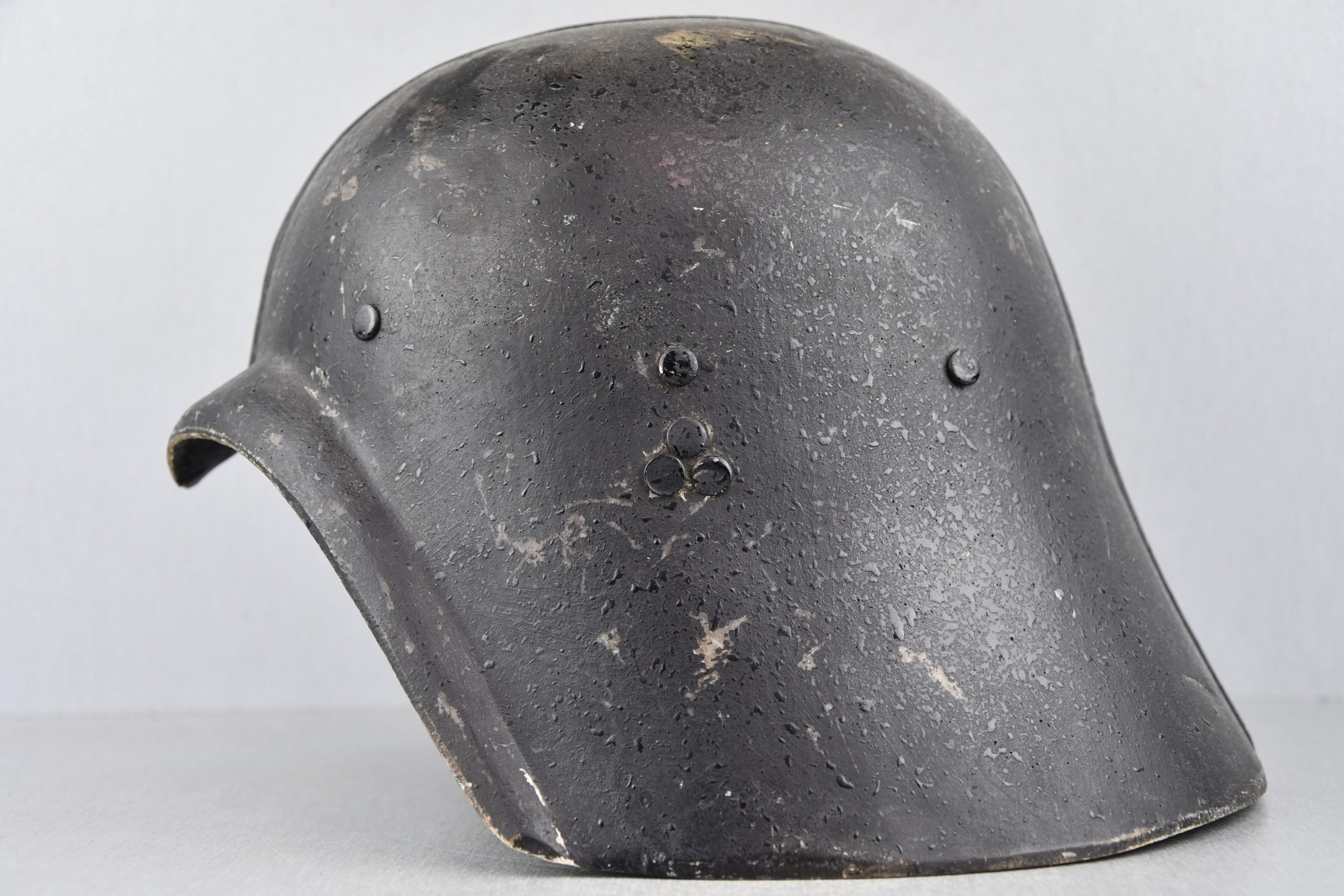 Second Gulf War Iraqi ‘Fedayeen Saddam’ Darth Vader helmet — image 2