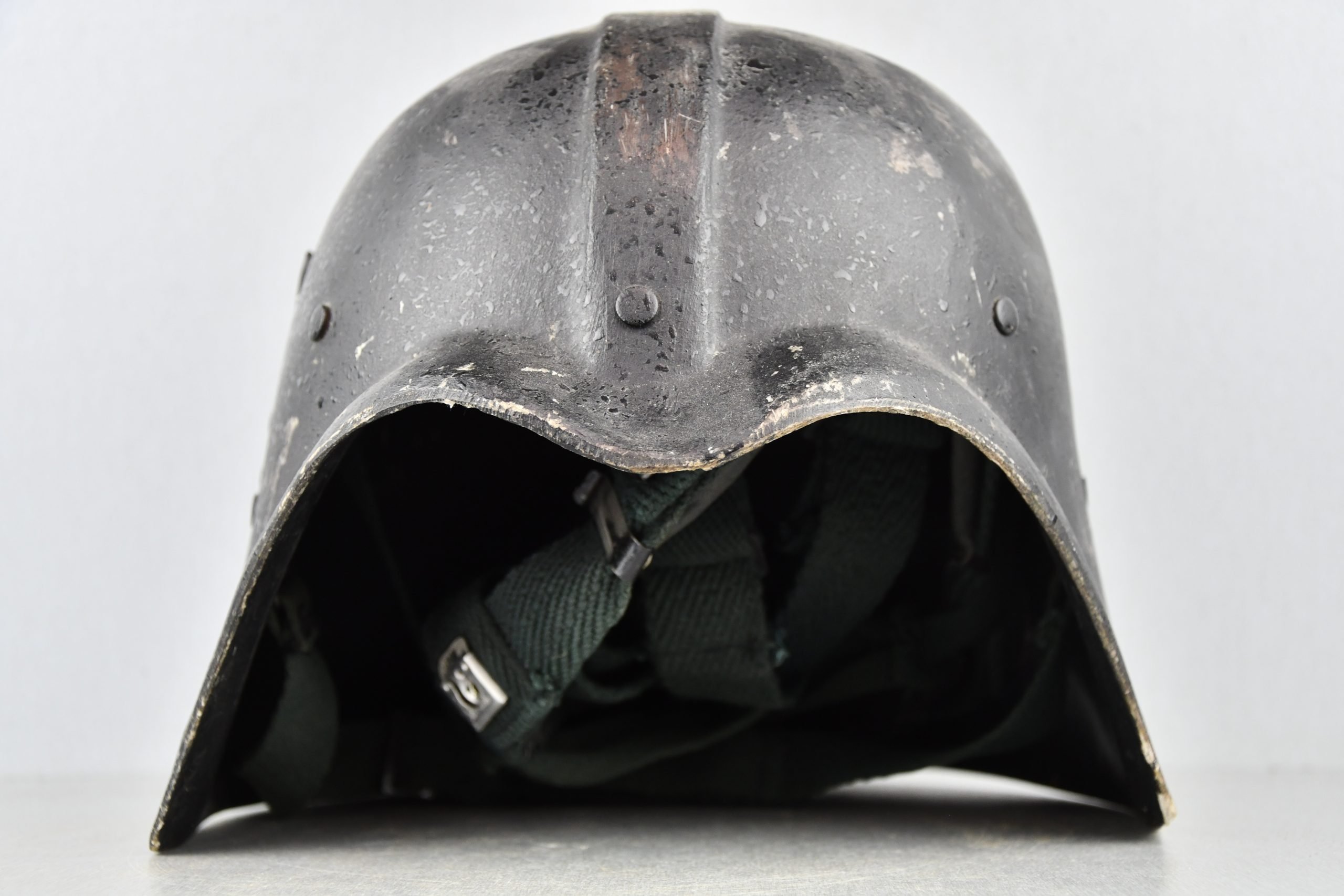 Second Gulf War Iraqi ‘Fedayeen Saddam’ Darth Vader helmet — image 3