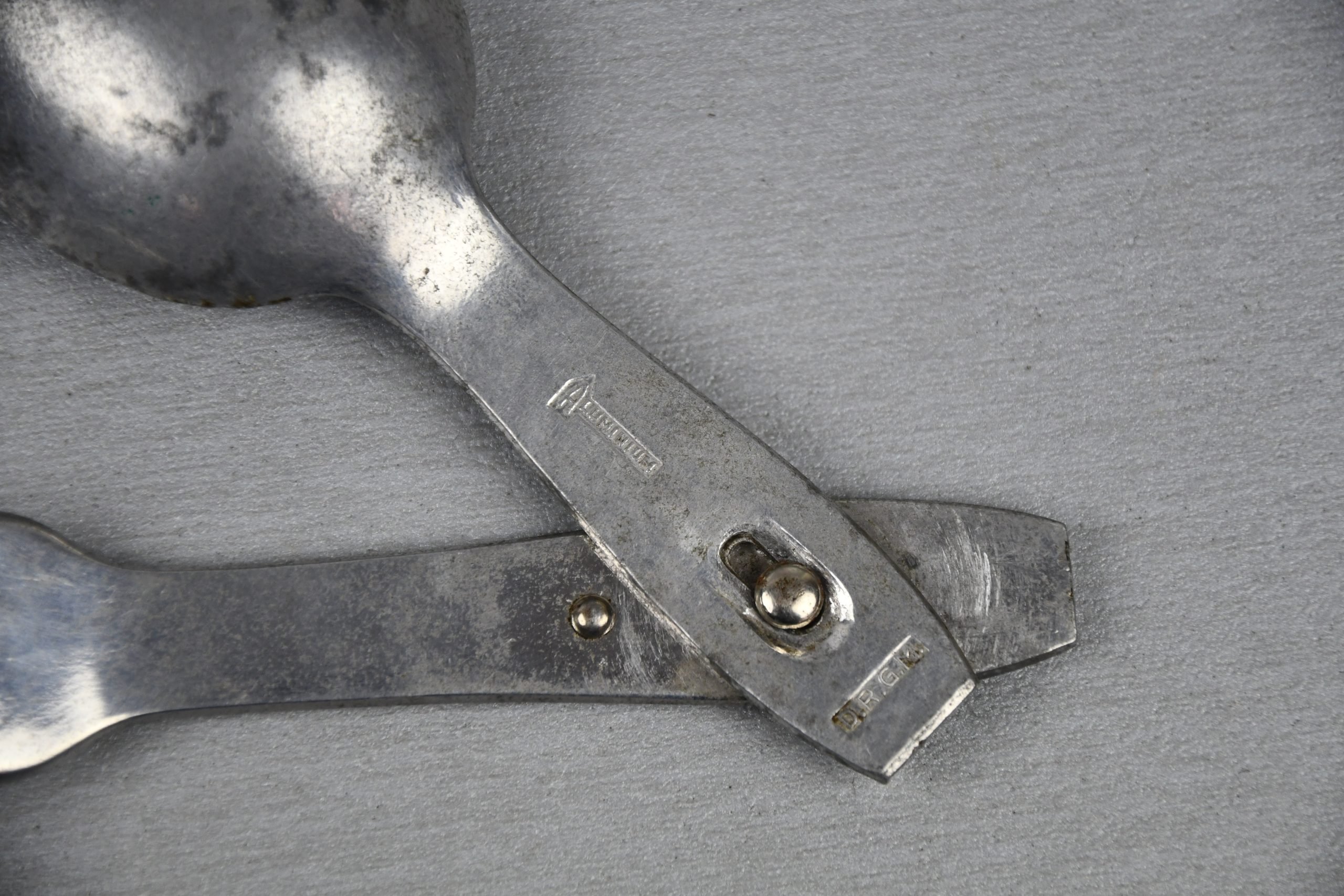 Wehrmacht Spork (Göffel) 'D.R.G.M.' — image 3