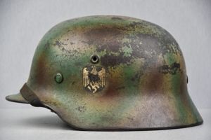 M40 Army (Heer) single decal tri-tone 'Holland Pattern' camouflage helmet …
