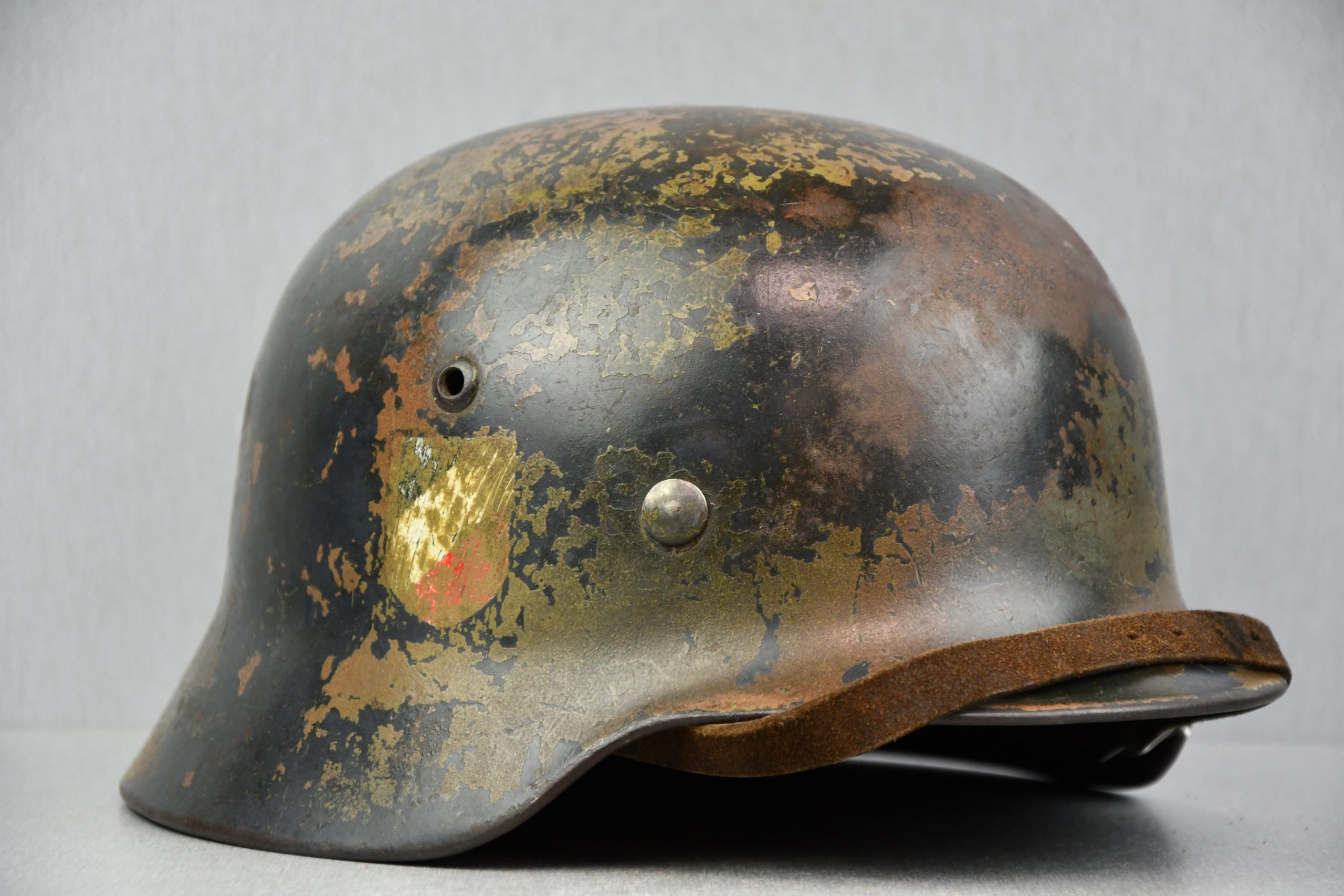 M35 Luftwaffe double decal 'Normandy' camouflage helmet SE64 1939 — image 4