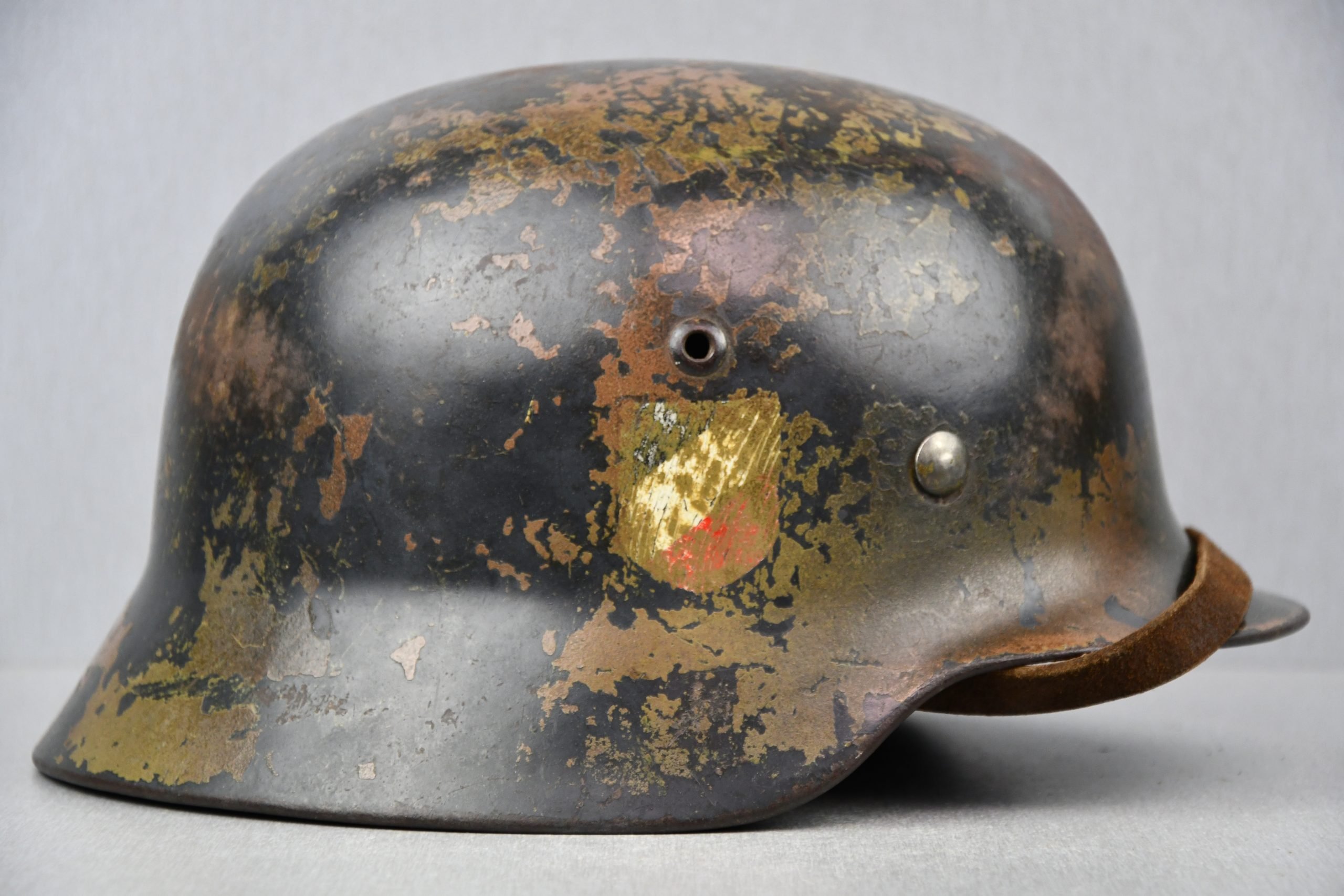 M35 Luftwaffe double decal 'Normandy' camouflage helmet SE64 1939 — image 5