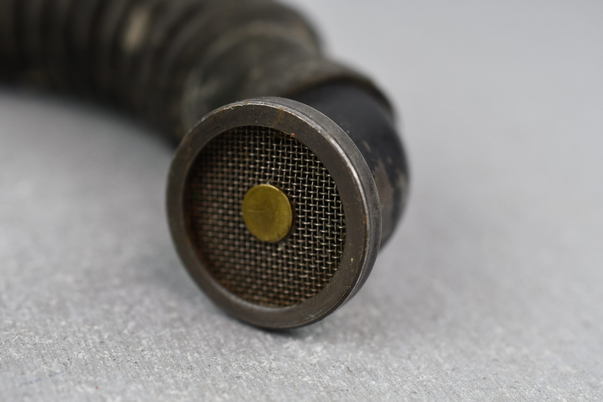 Luftwaffe pilot oxigen mask rubber hose — image 2