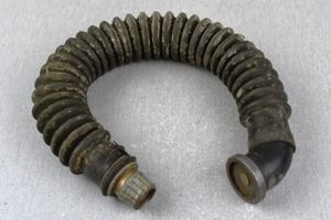 Luftwaffe pilot oxigen mask rubber hose