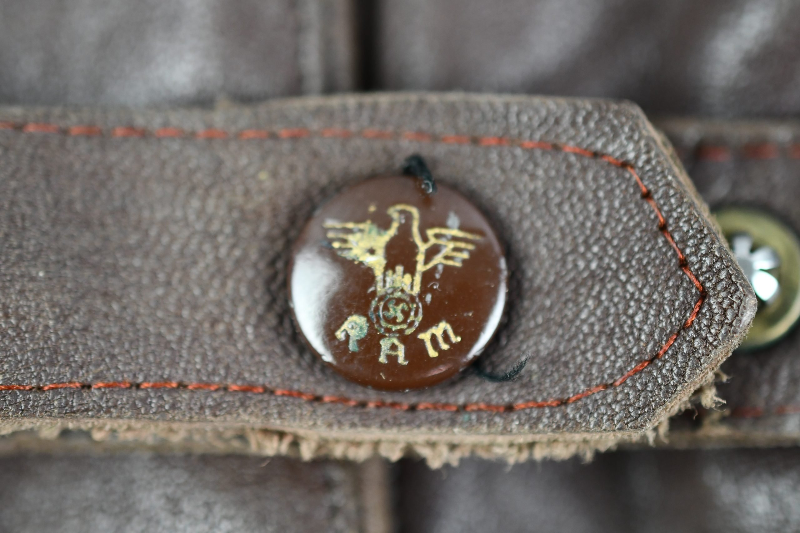 Werhmacht/SS brown leather officer gloves with nazi eagle press buttons — image 3